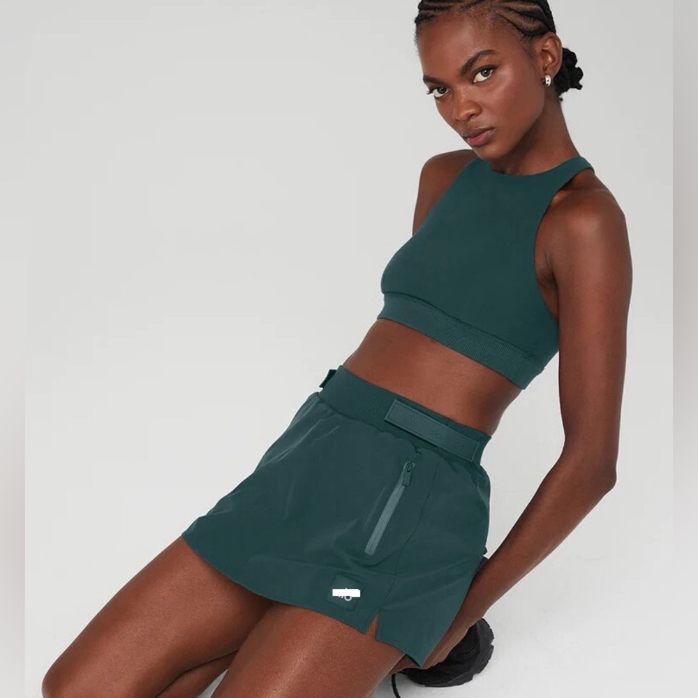 Alo yoga High-Waist Elevation Mini Skirt -
Midnight Green size S Shorts Skort